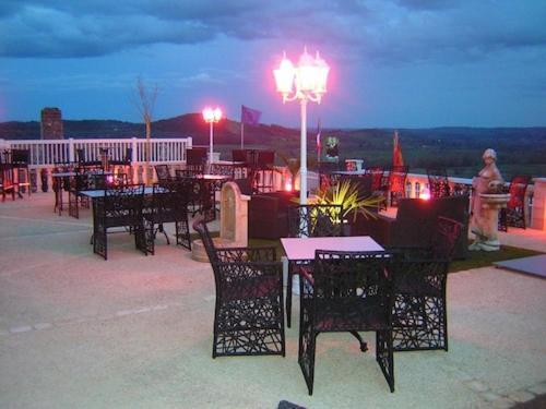 Logis Hotel Restaurant Spa Les Balcons De L'Esperance Limeuil Экстерьер фото